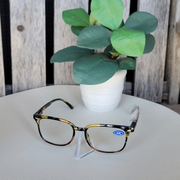 Accessories - +2.5 Multicolor Square Frame Glasses